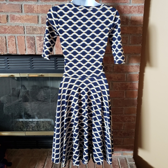 🔥BOGO🔥 🎉HP🎉 Lularoe Nicole Dress - Picture 3 of 5